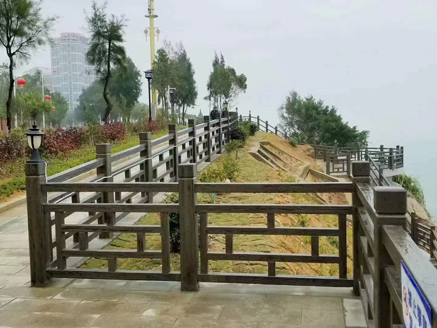 仿木水泥長廊的仿木效果如何？